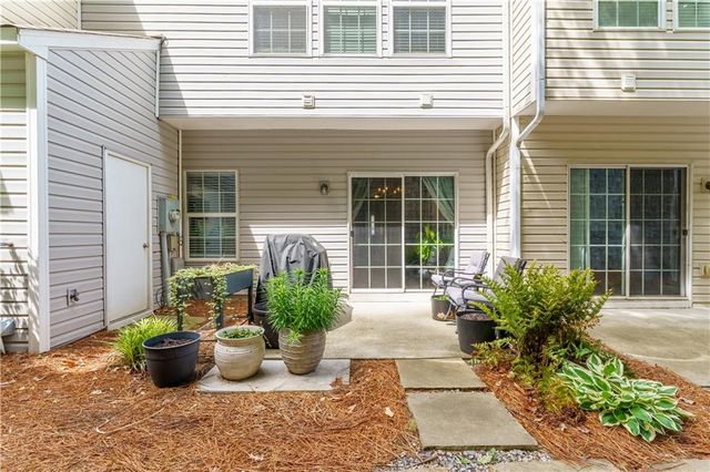 960 Prestwyck Court, Alpharetta, GA 30004
