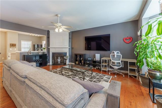 960 Prestwyck Court, Alpharetta, GA 30004