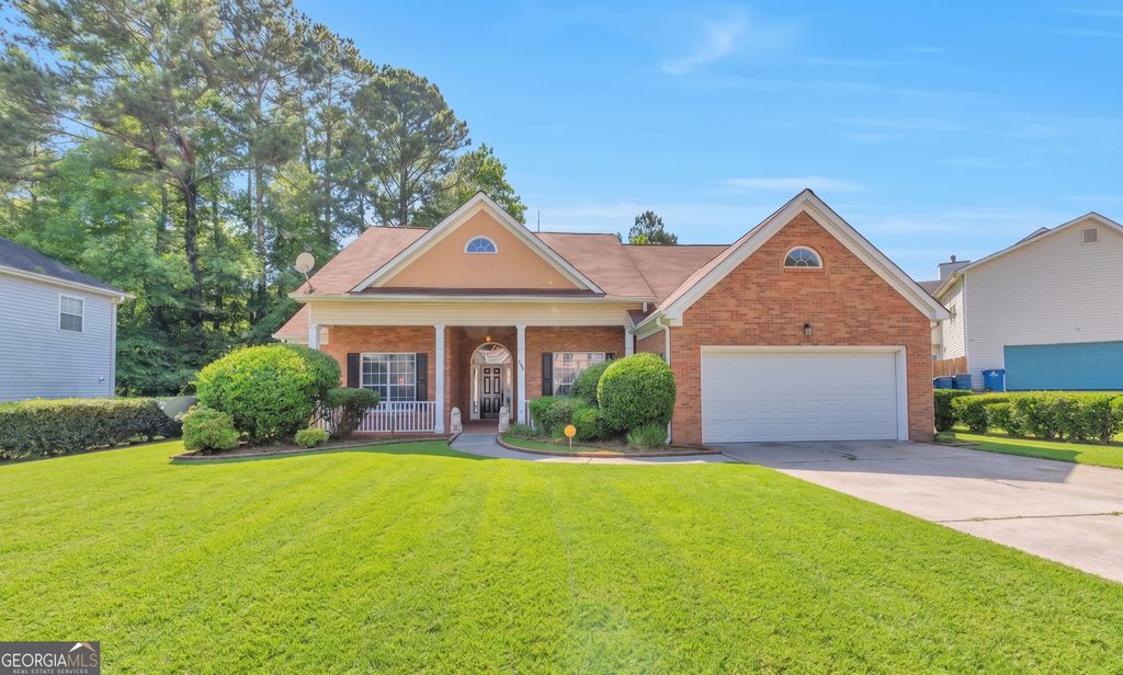 38 Rockport Drive, Riverdale, GA 30274
