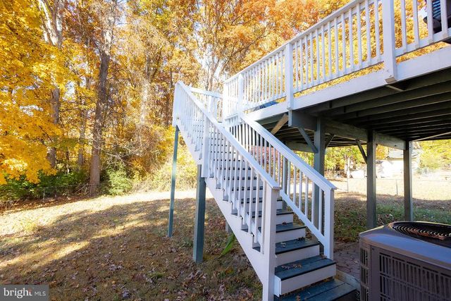 12006 STANSBURY DR, Fredericksburg, VA 22407