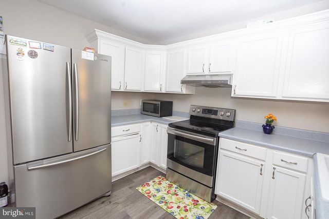 12006 STANSBURY DR, Fredericksburg, VA 22407