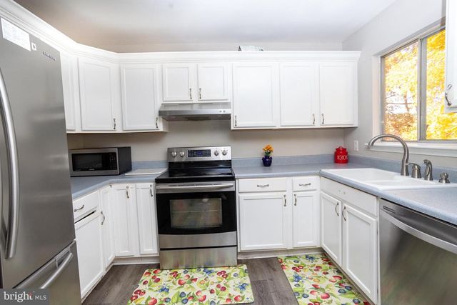 12006 STANSBURY DR, Fredericksburg, VA 22407