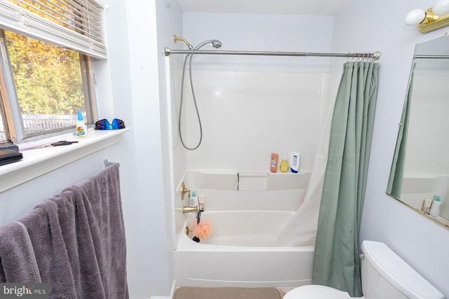 12006 STANSBURY DR, Fredericksburg, VA 22407