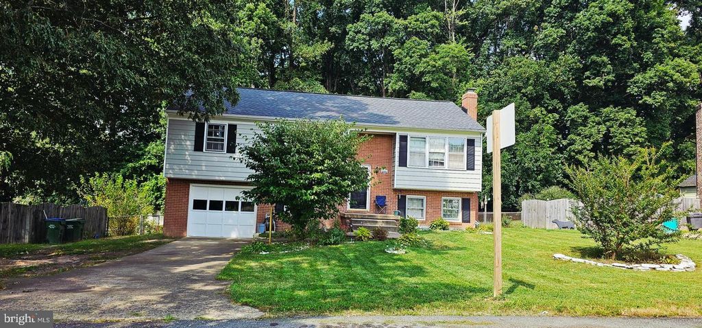 12006 STANSBURY DR, Fredericksburg, VA 22407