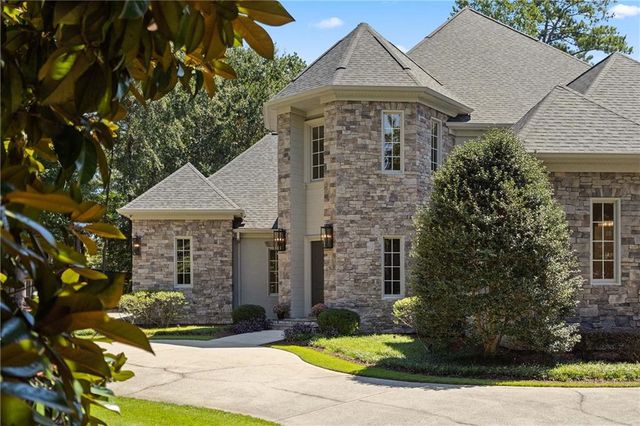 5027 Green Pine Drive, Atlanta, GA 30342