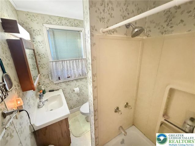 34 South 13th Street, Easton, PA 18042