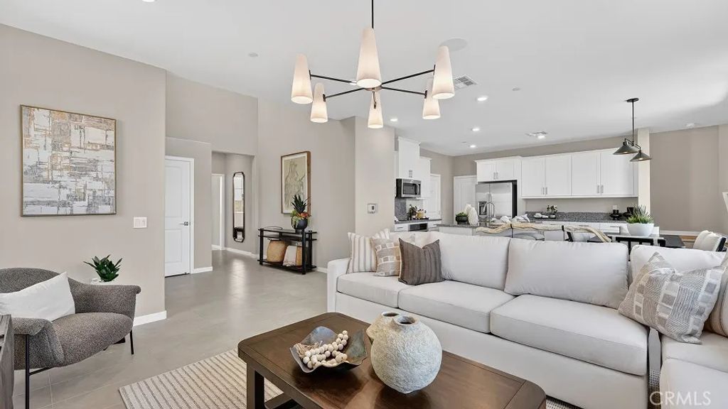 36645 Altisma Drive, Winchester, CA 92596