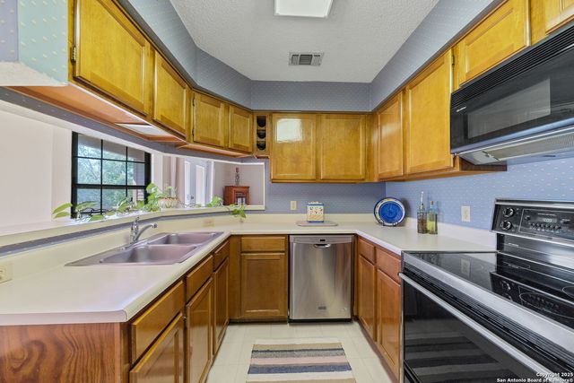 10955 Wurzbach Rd Apt 905, San Antonio, TX 78230