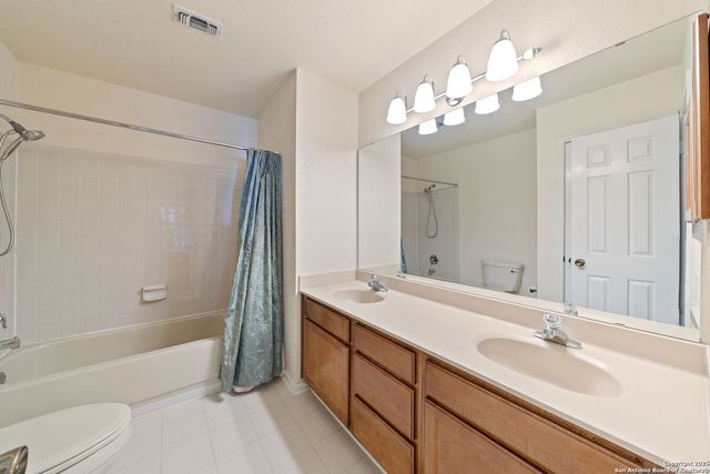 10955 Wurzbach Rd Apt 905, San Antonio, TX 78230