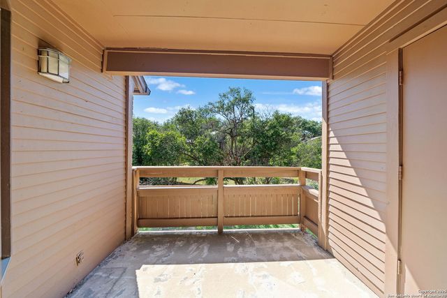 10955 Wurzbach Rd Apt 905, San Antonio, TX 78230