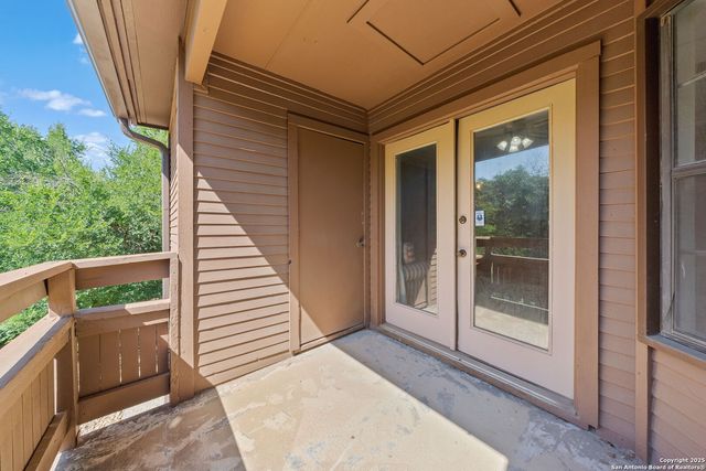 10955 Wurzbach Rd Apt 905, San Antonio, TX 78230