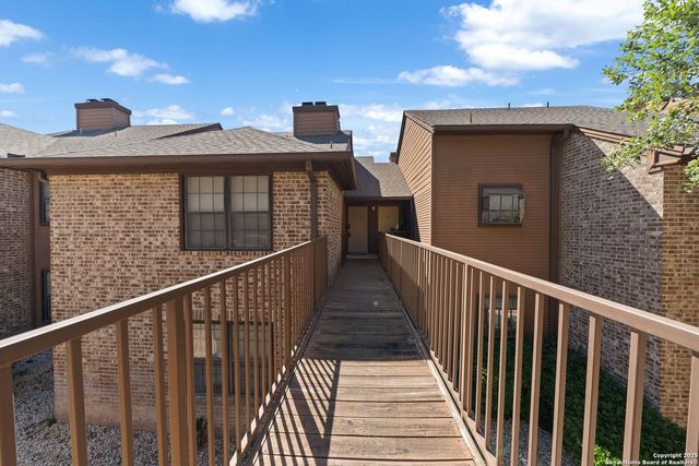 10955 Wurzbach Rd Apt 905, San Antonio, TX 78230
