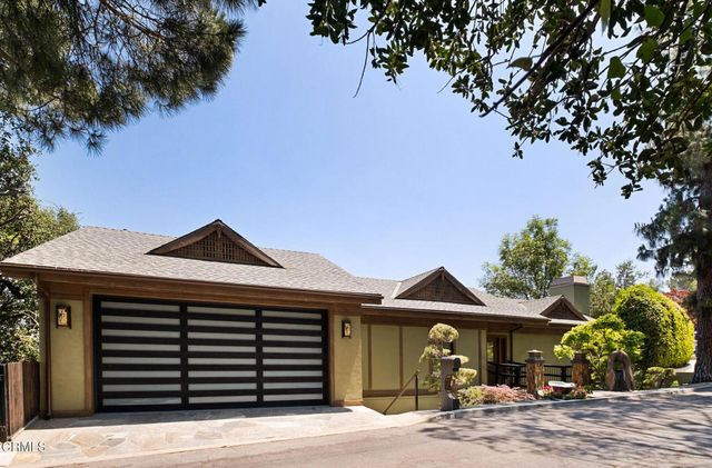 988 Glen Oaks Boulevard, Pasadena, CA 91105