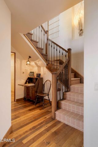 988 Glen Oaks Boulevard, Pasadena, CA 91105