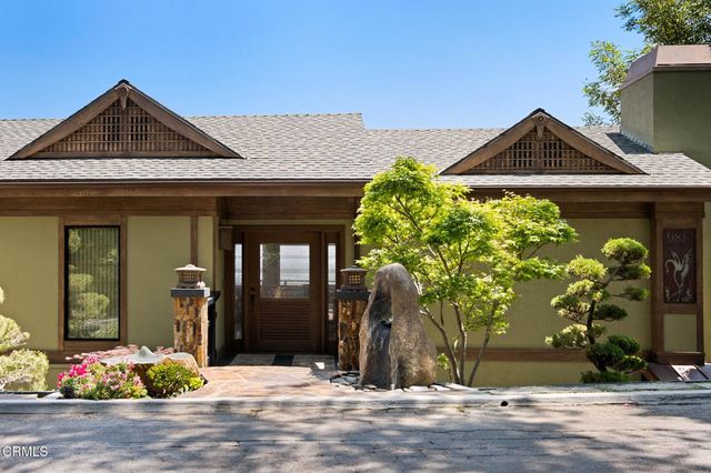 988 Glen Oaks Boulevard, Pasadena, CA 91105