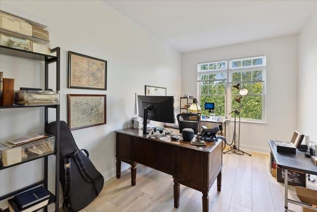 614 Pond St 1303, Braintree, MA 02184