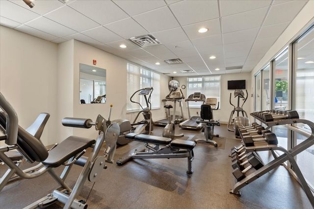 614 Pond St 1303, Braintree, MA 02184