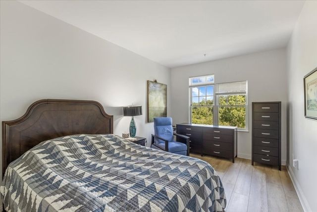 614 Pond St 1303, Braintree, MA 02184