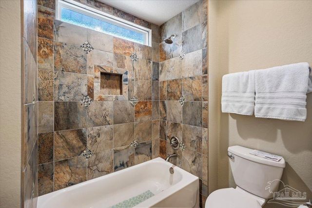 8891 Foxtail Loop, Pensacola, FL 32526