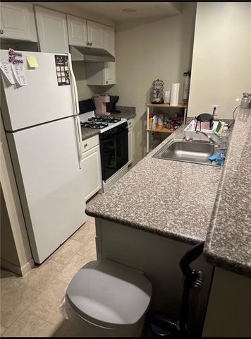 1927 Fox Way, South Side, PA 15203