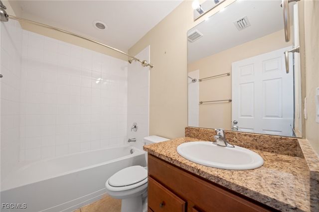 1005 SW 6th PL, Cape Coral, FL 33991