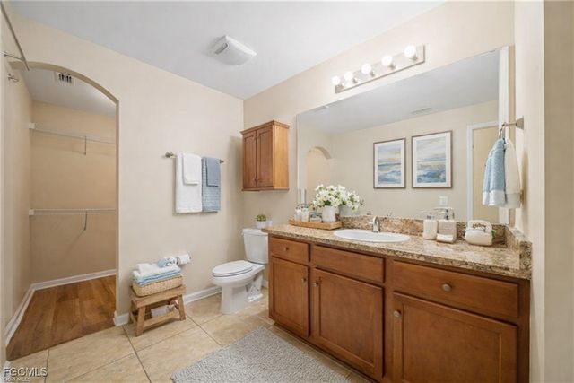 1005 SW 6th PL, Cape Coral, FL 33991