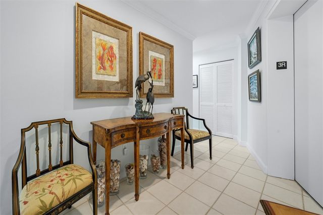 8795 W Orchid Island Circle 306, Vero Beach, FL 32963