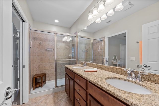 15263 Laughing Gull LN, Bonita Springs, FL 34135