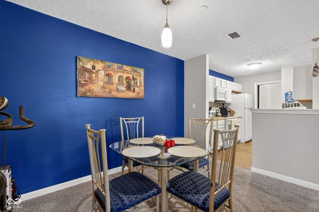 8830 Yardley Court 104, Indianapolis, IN 46268