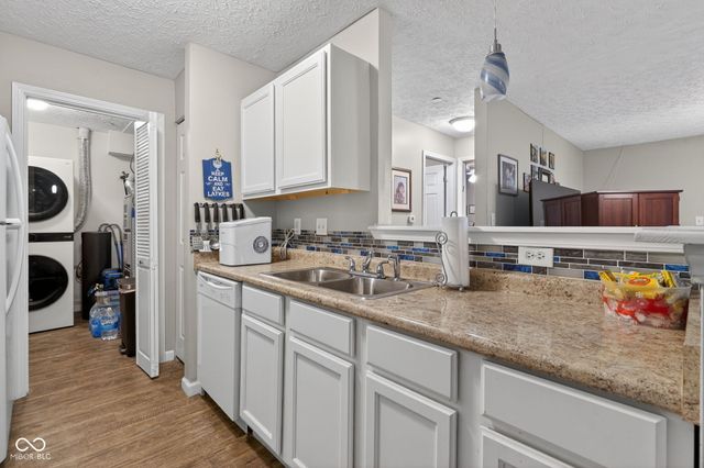 8830 Yardley Court 104, Indianapolis, IN 46268