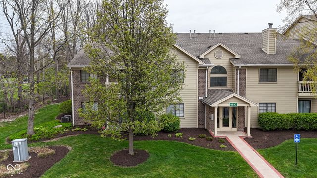 8830 Yardley Court 104, Indianapolis, IN 46268