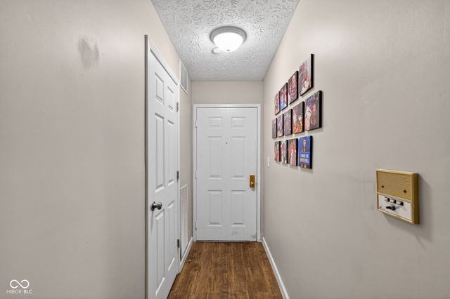 8830 Yardley Court 104, Indianapolis, IN 46268