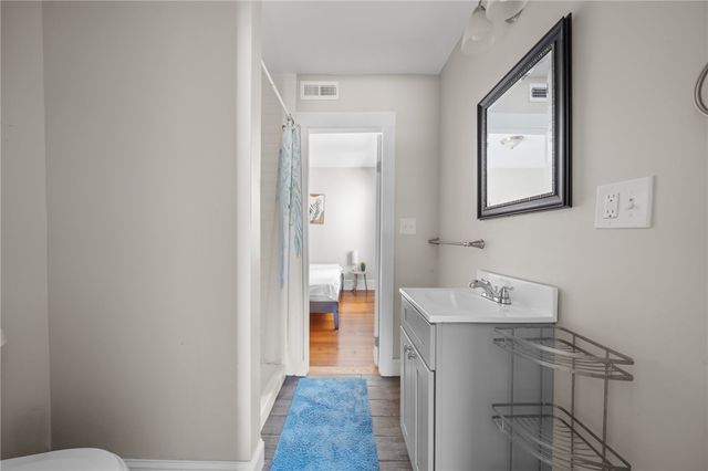 8 Spring Street A, Newport, RI 02840