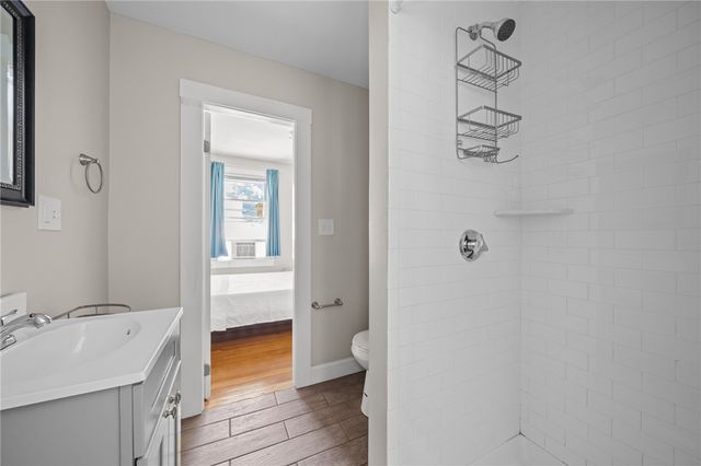 8 Spring Street A, Newport, RI 02840