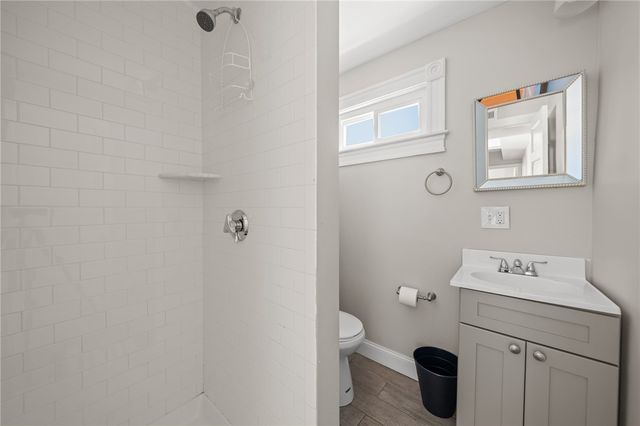 8 Spring Street A, Newport, RI 02840