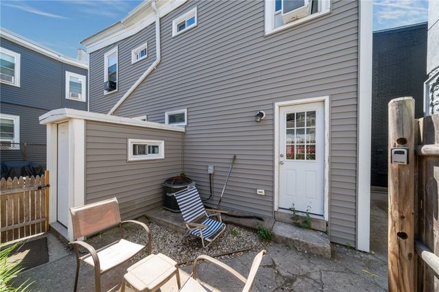 8 Spring Street A, Newport, RI 02840