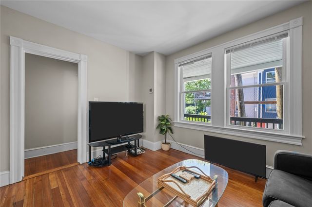 8 Spring Street A, Newport, RI 02840