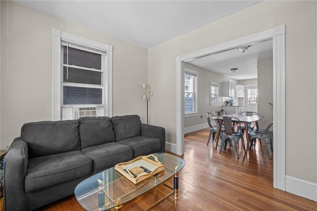 8 Spring Street A, Newport, RI 02840