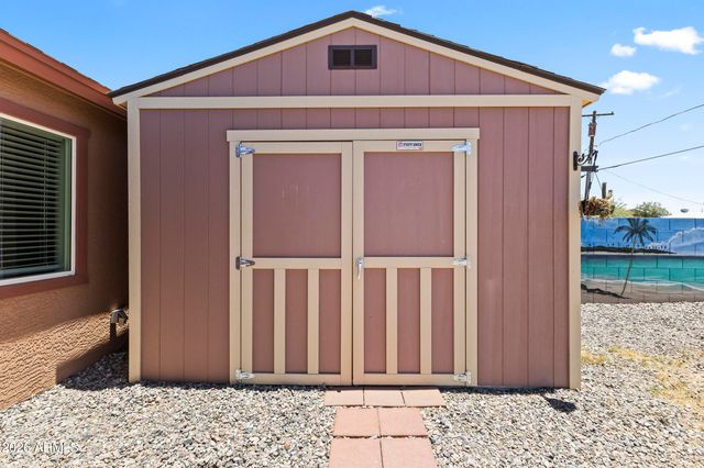 9343 W PINEVETA Drive, Arizona City, AZ 85123