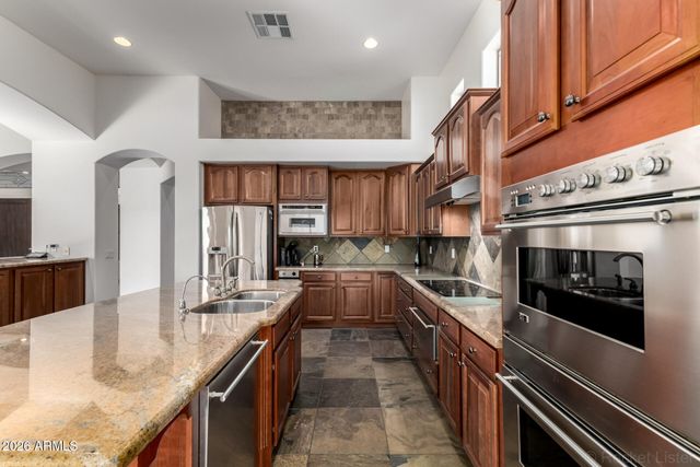 10312 S 16TH Drive, Phoenix, AZ 85041