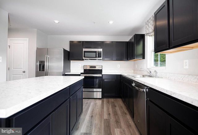 2 RIDGELY FOREST DR, Elkton, MD 21921