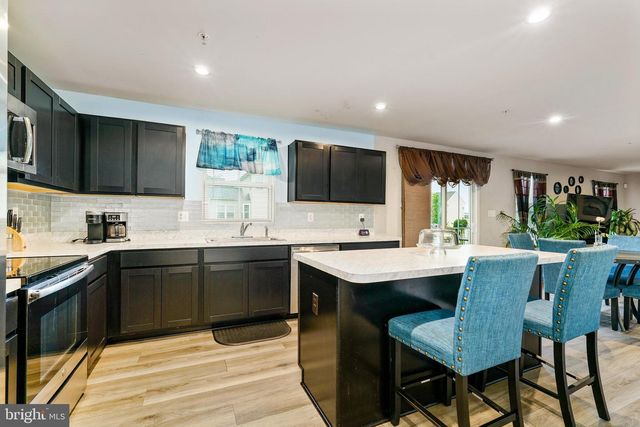 2 RIDGELY FOREST DR, Elkton, MD 21921