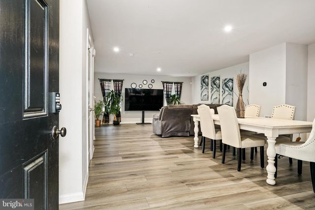 2 RIDGELY FOREST DR, Elkton, MD 21921