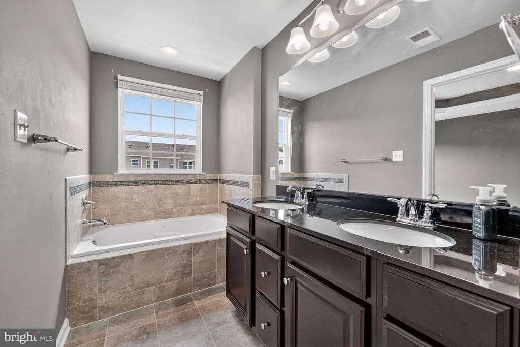 Image 20 of property listing at 7827 WORMANS MILL RD, Frederick, MD 21701