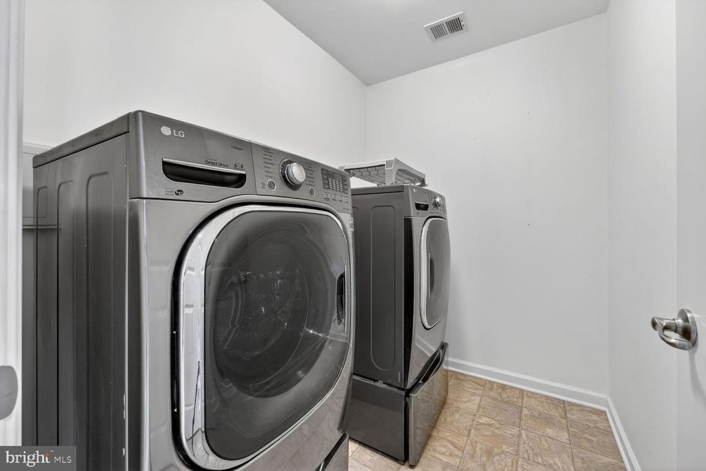 Image 22 of property listing at 7827 WORMANS MILL RD, Frederick, MD 21701