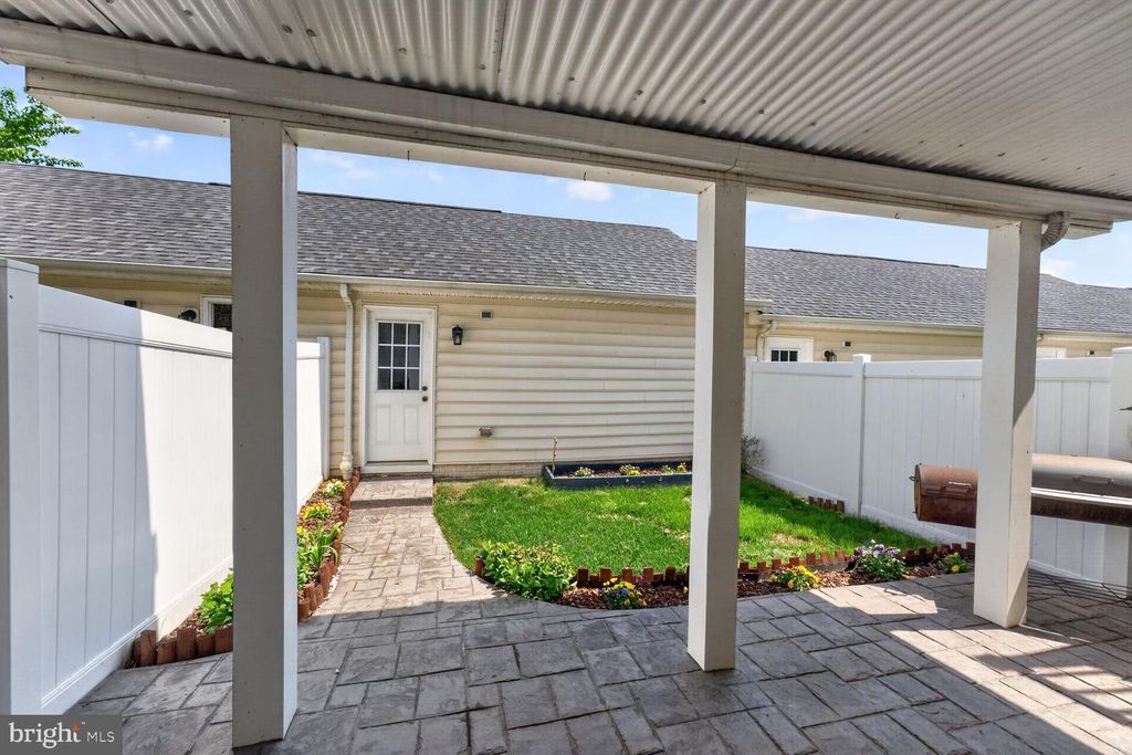 Image 27 of property listing at 7827 WORMANS MILL RD, Frederick, MD 21701