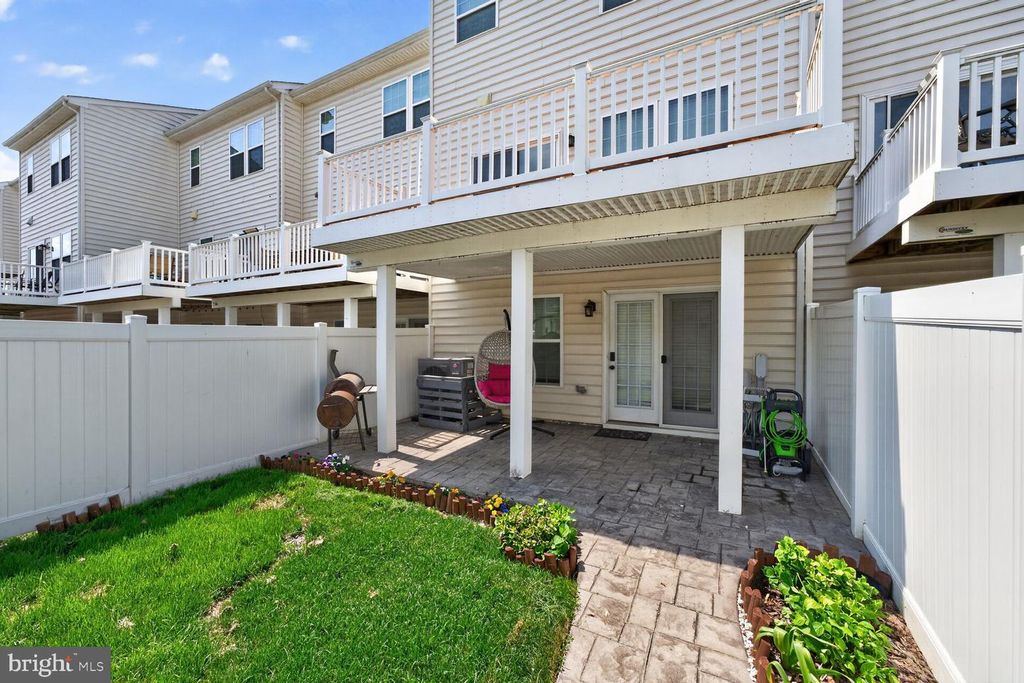 Image 29 of property listing at 7827 WORMANS MILL RD, Frederick, MD 21701