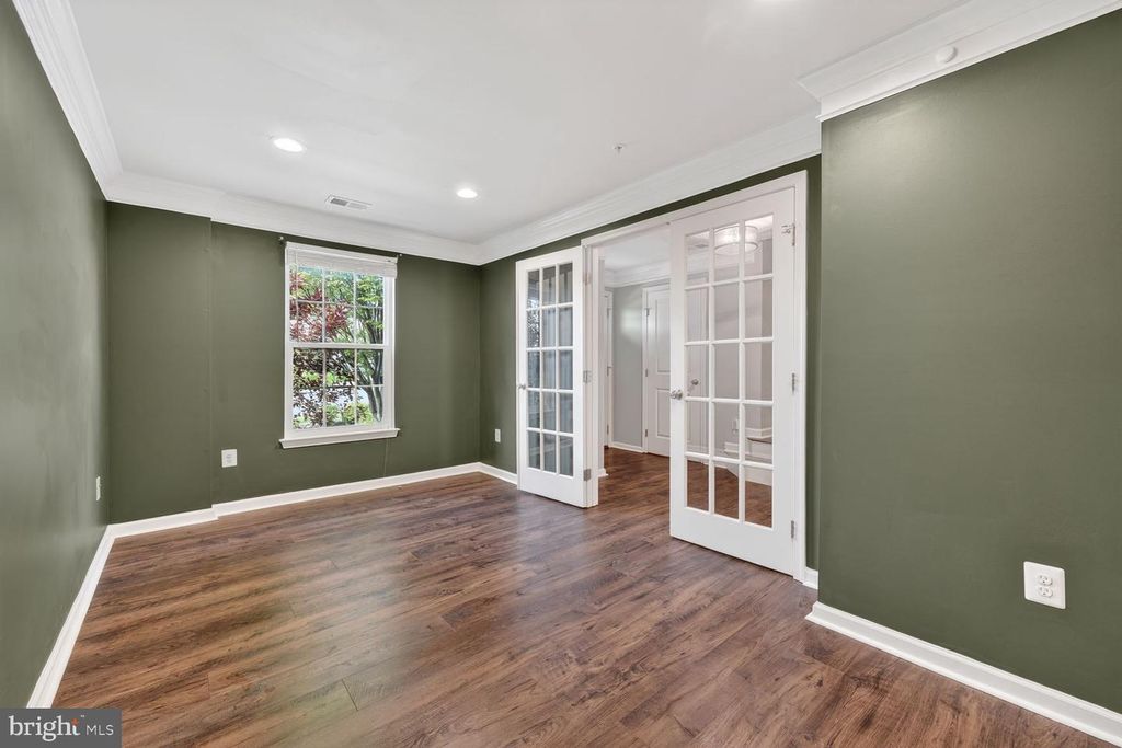 Image 5 of property listing at 7827 WORMANS MILL RD, Frederick, MD 21701