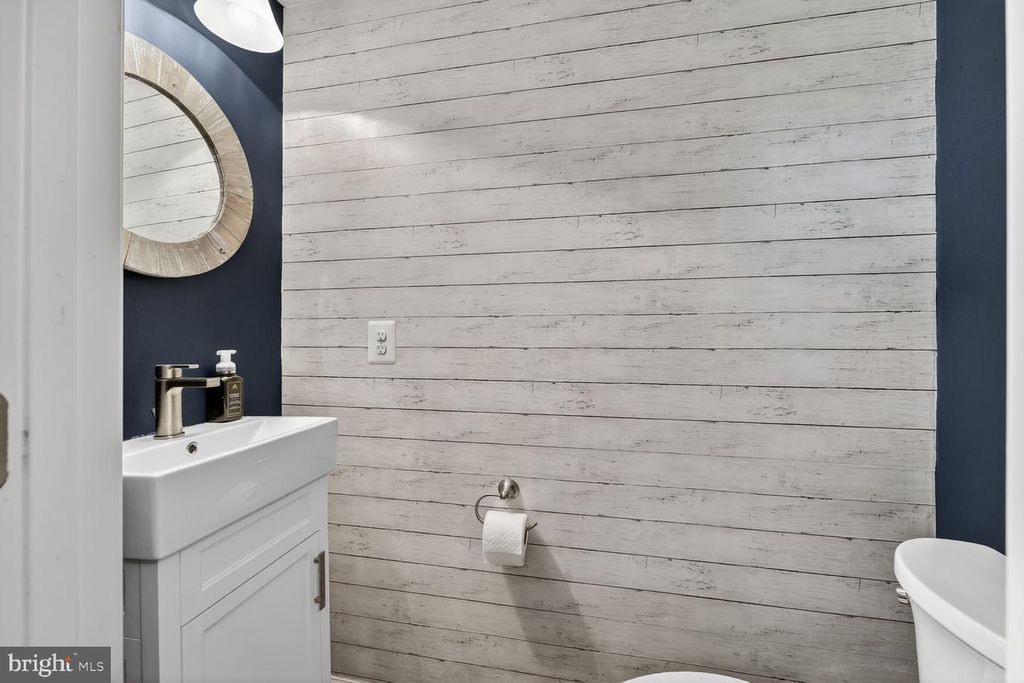 Image 6 of property listing at 7827 WORMANS MILL RD, Frederick, MD 21701