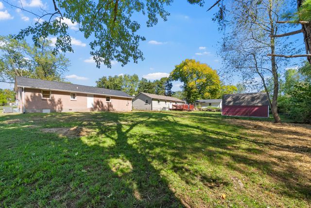 112 King Cole Dr, Clarksville, TN 37042